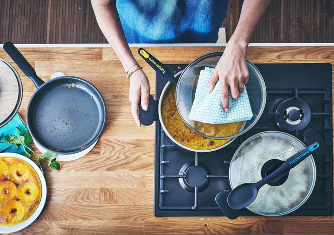 Tupperware Universal Faitout 7L tupperware_ww_st_2008_0026.jpg