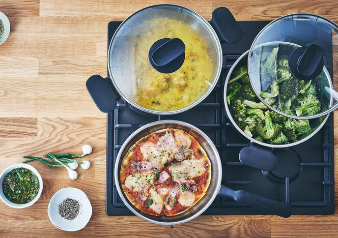 Tupperware Universal Faitout 7L tupperware_ww_st_2008_0025.jpg