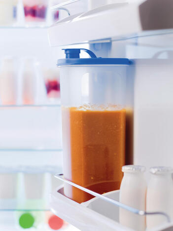 Tupperware Pichet Slim 2L Behälter für selbstgemachte kühle Getränke