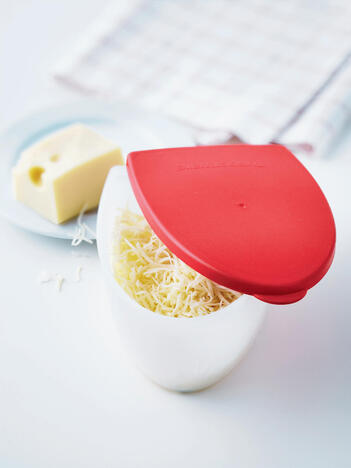 Tupperware Râpe du Chef gut verschließbar, perfekt für Käse