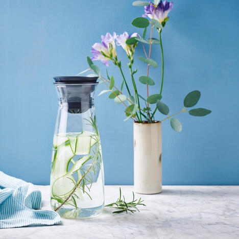 Tupperware Carafe HydroLife 360 